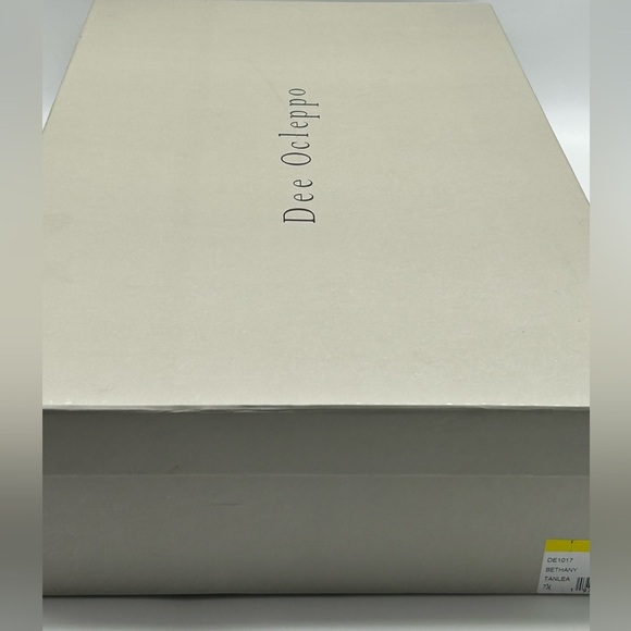 Dee Ocleppo Tan Leather Slouch Knee Boots Size 7.5 NWT with Gold Block Heel - Picture 12 of 12